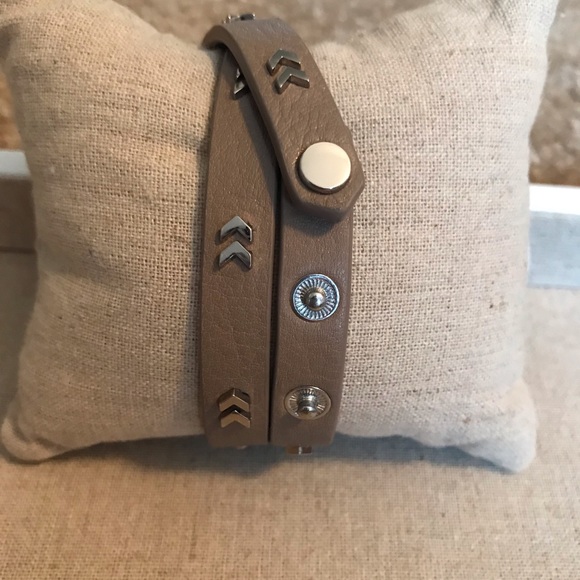 Chevron Leather Wrap - Picture 2 of 2